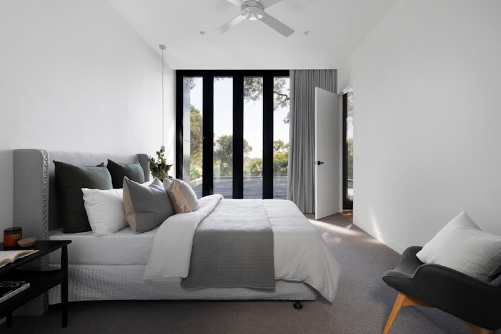 Decorative wall finish
