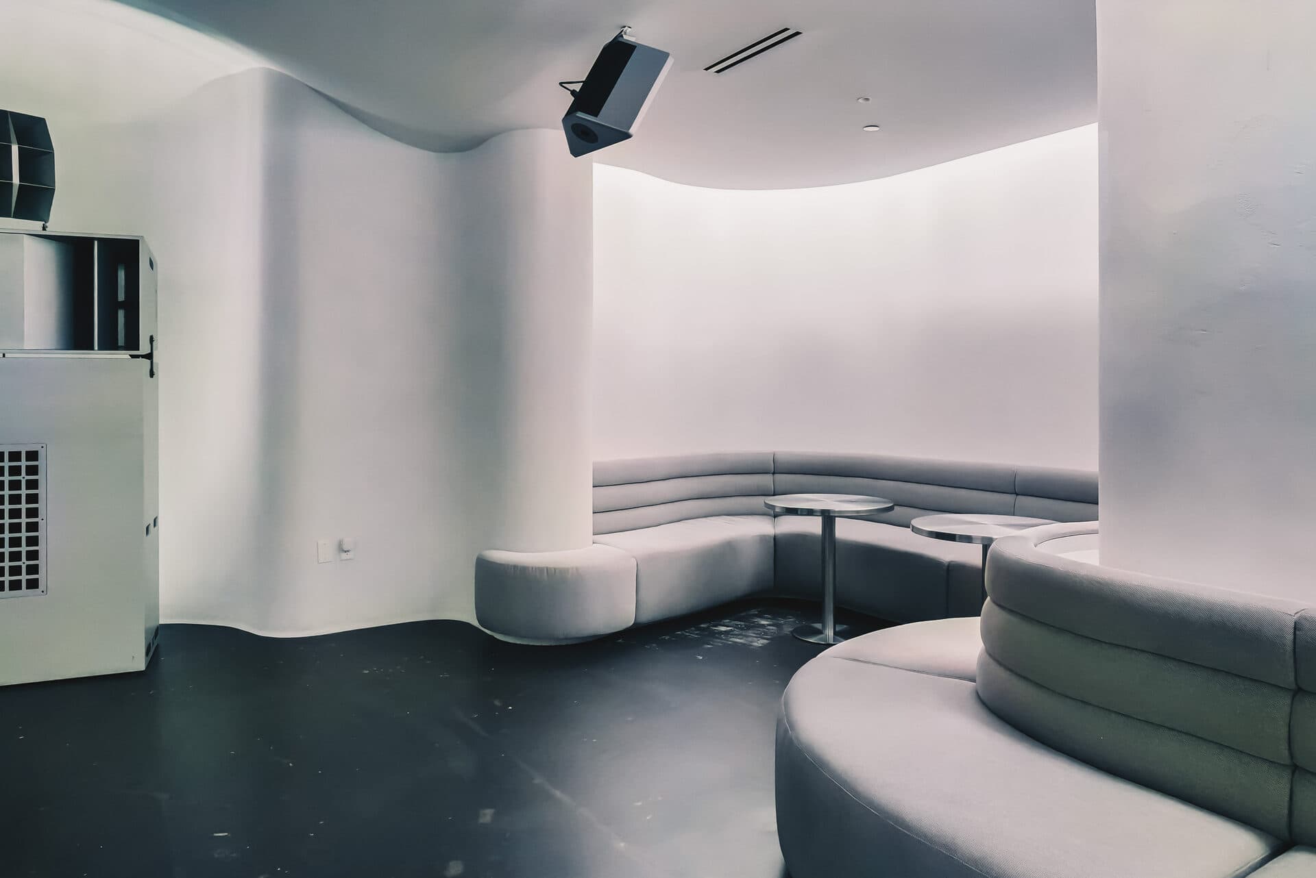 Upper Level Lounge