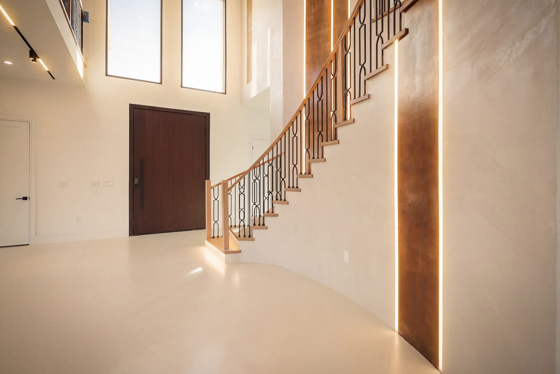 Foyer & Staircase